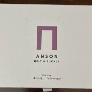 Men’s belt.  New in box.  Tam